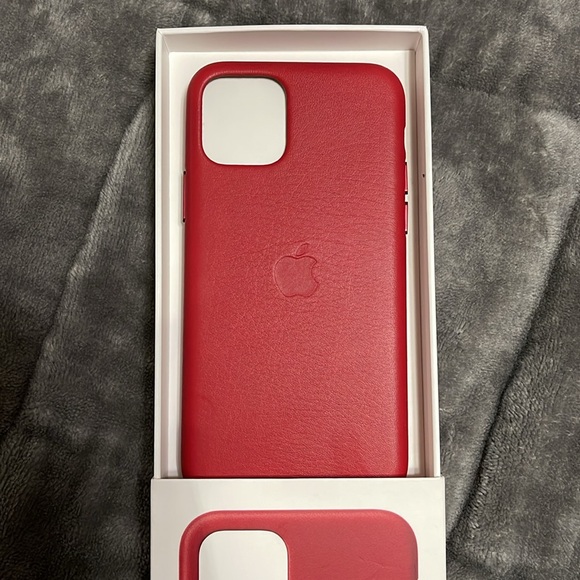 iPhone 11 Pro leather case - Picture 2 of 2